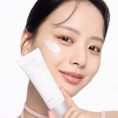 Oil Control Light Sunscreen SPF 50+ PA++++ - Protector Solar